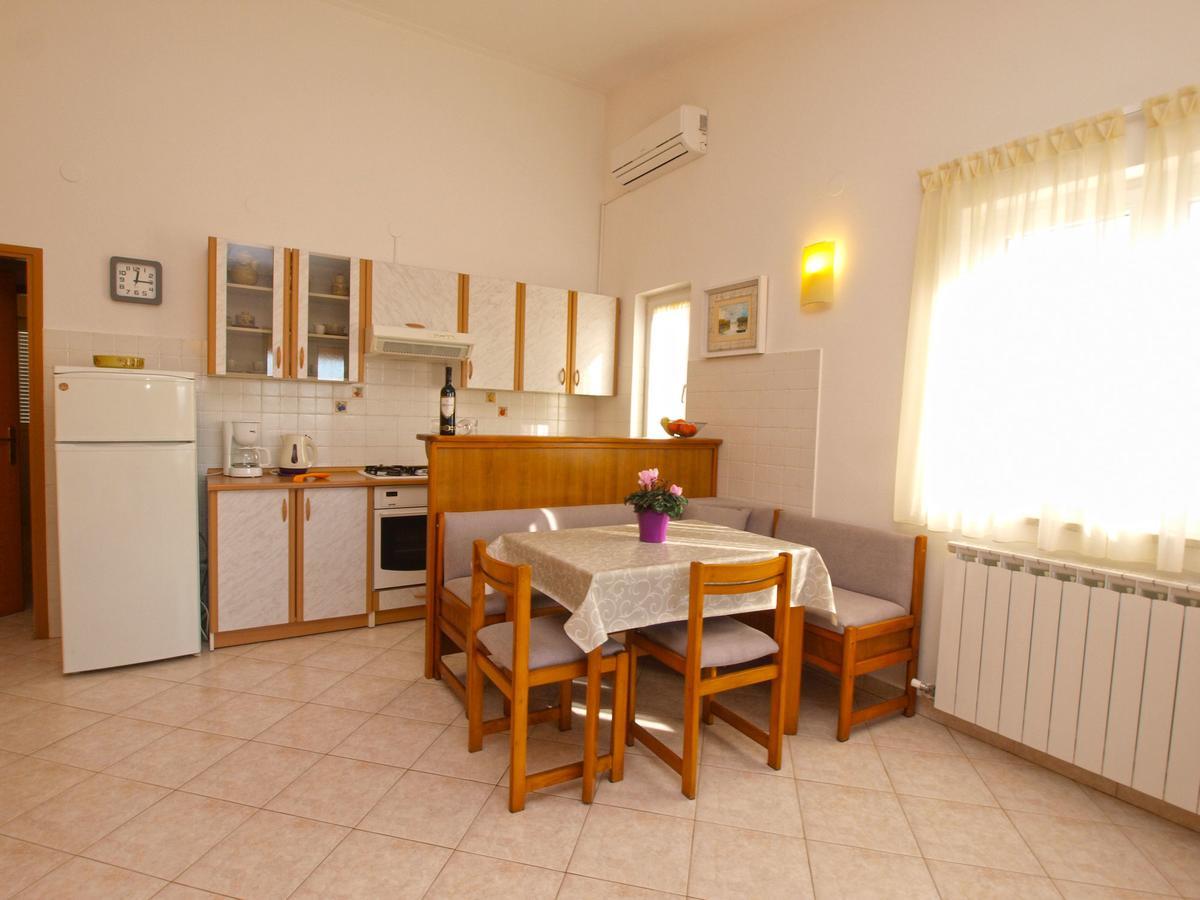 Apartments Iva 1534 Πούλα Εξωτερικό φωτογραφία
