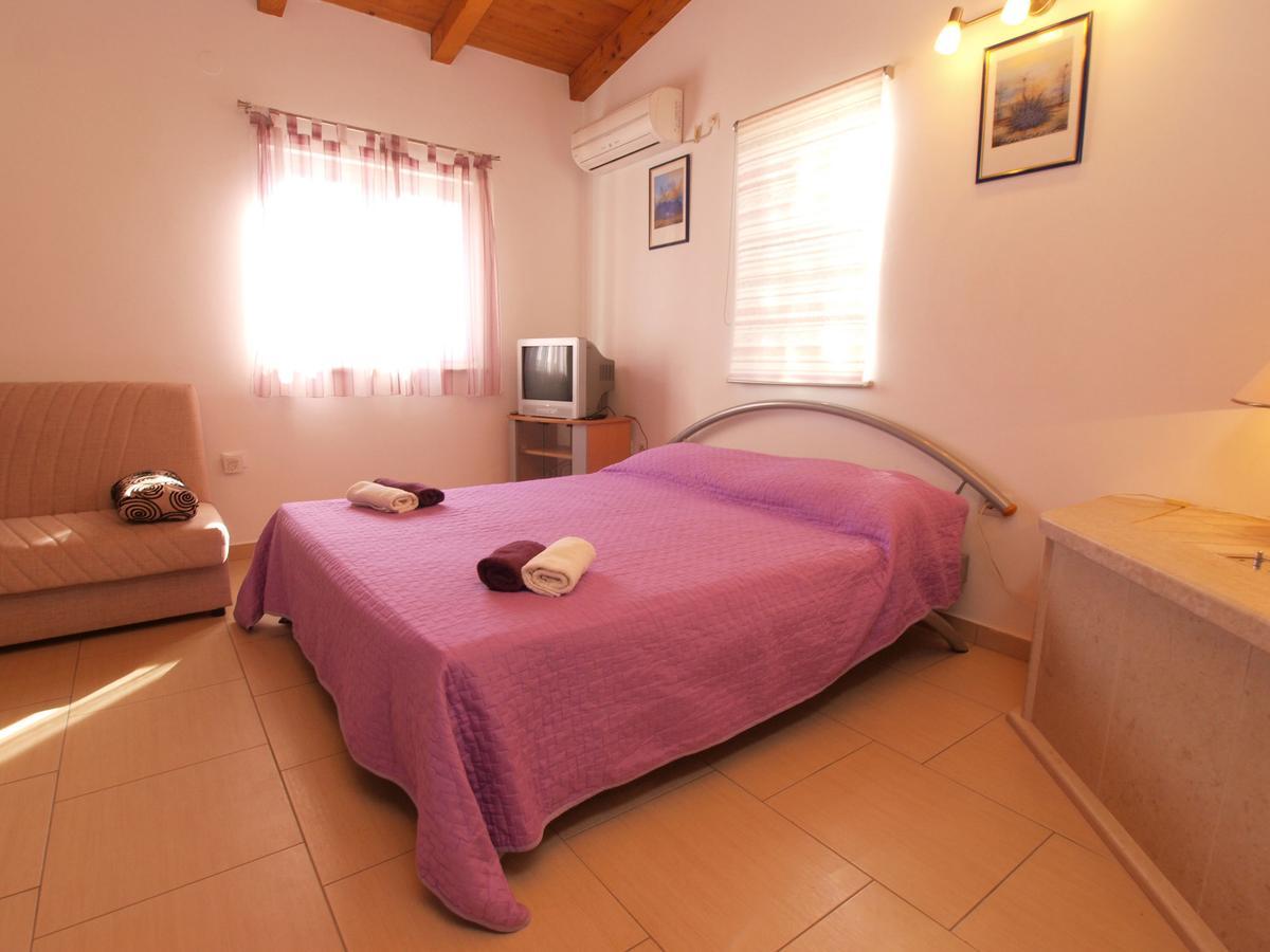 Apartments Iva 1534 Πούλα Εξωτερικό φωτογραφία