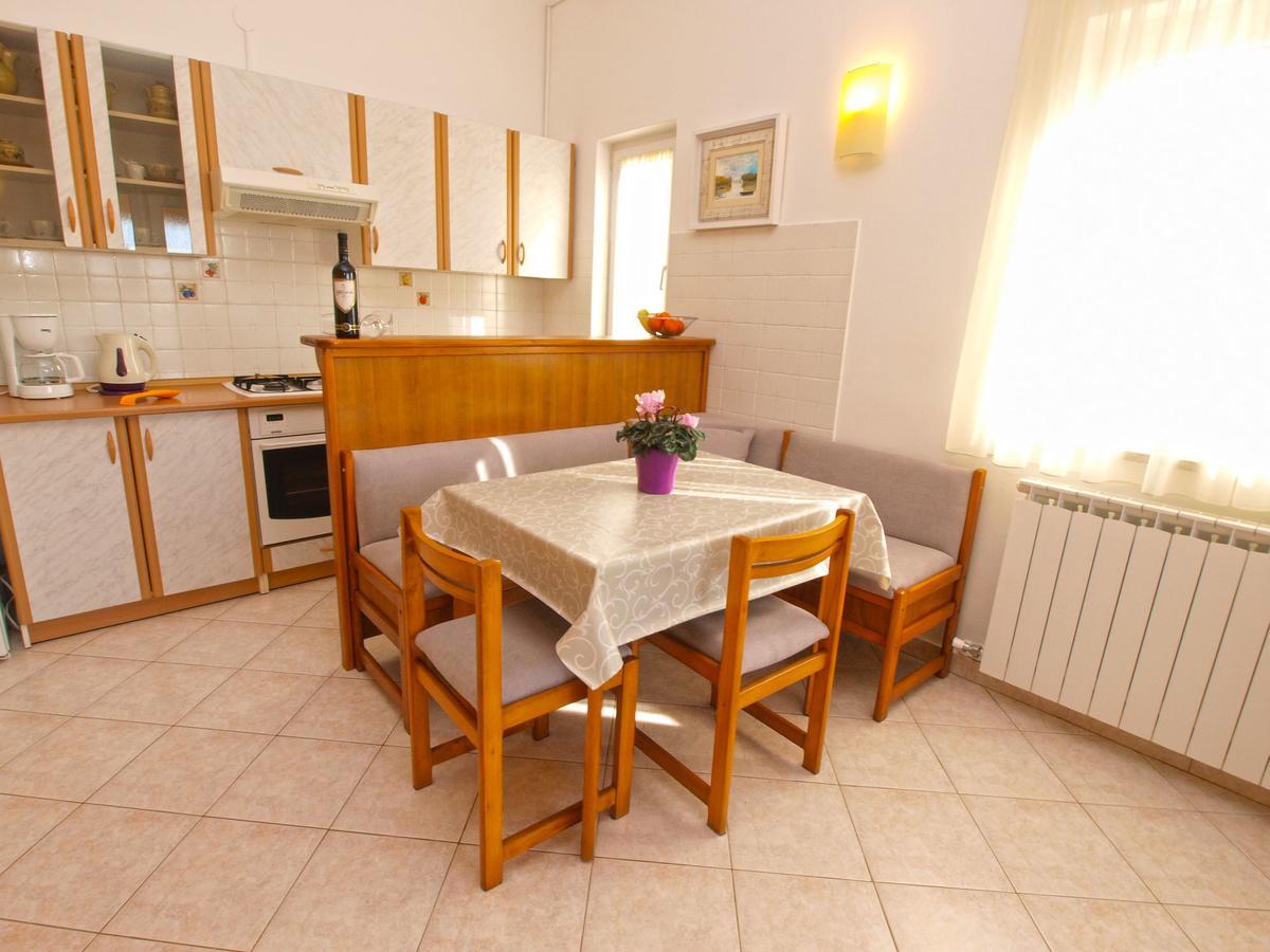 Apartments Iva 1534 Πούλα Εξωτερικό φωτογραφία