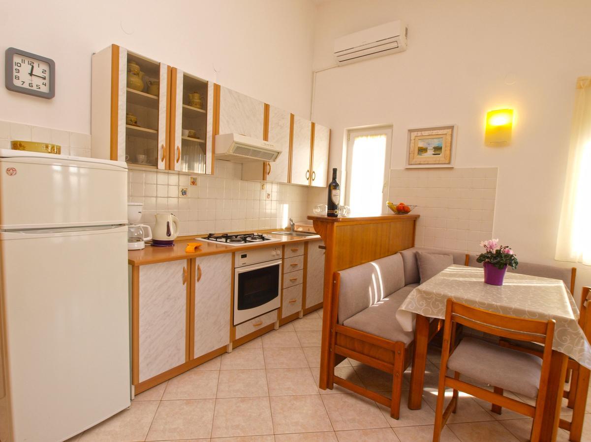 Apartments Iva 1534 Πούλα Εξωτερικό φωτογραφία