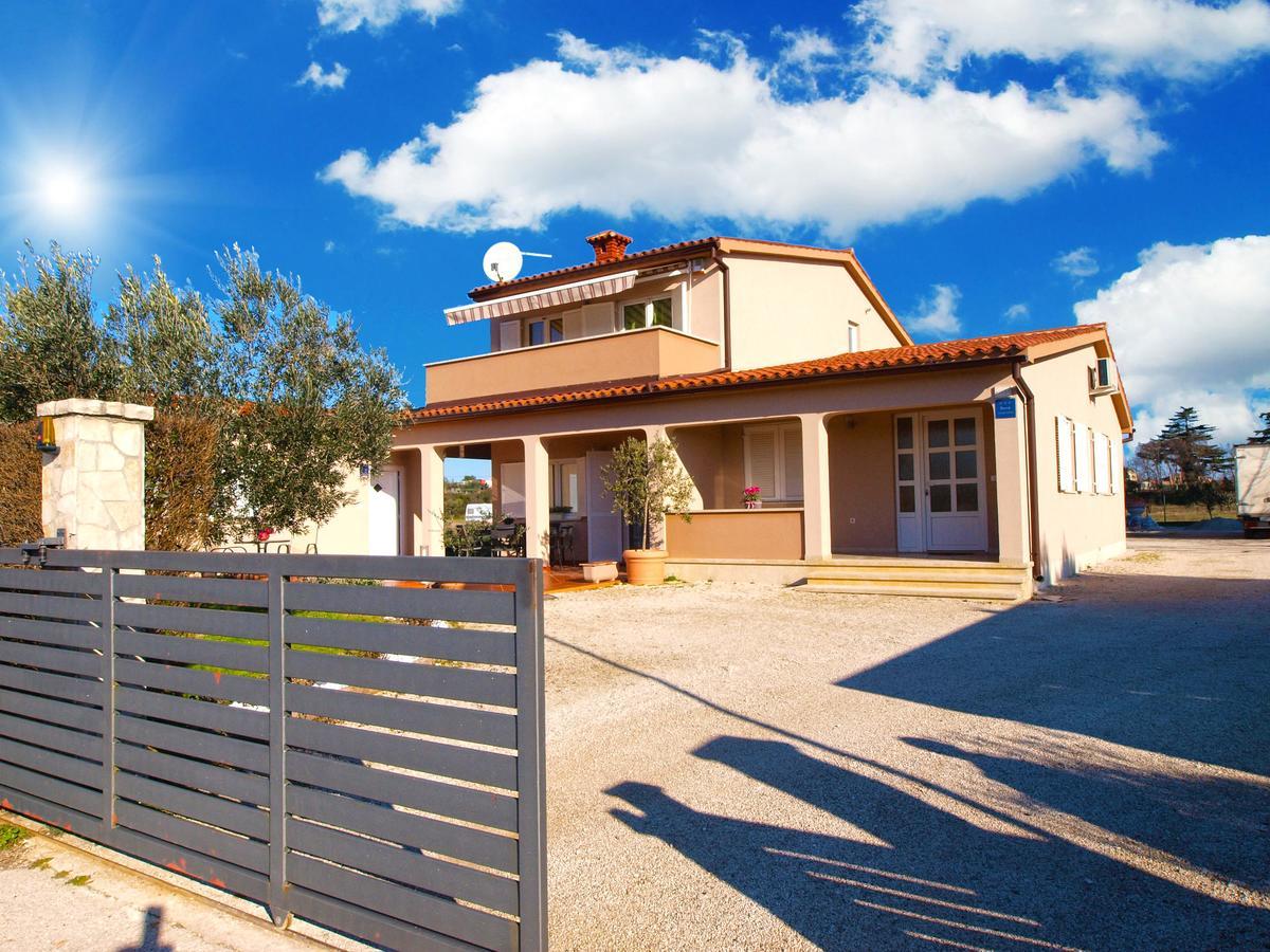 Apartments Iva 1534 Πούλα Εξωτερικό φωτογραφία