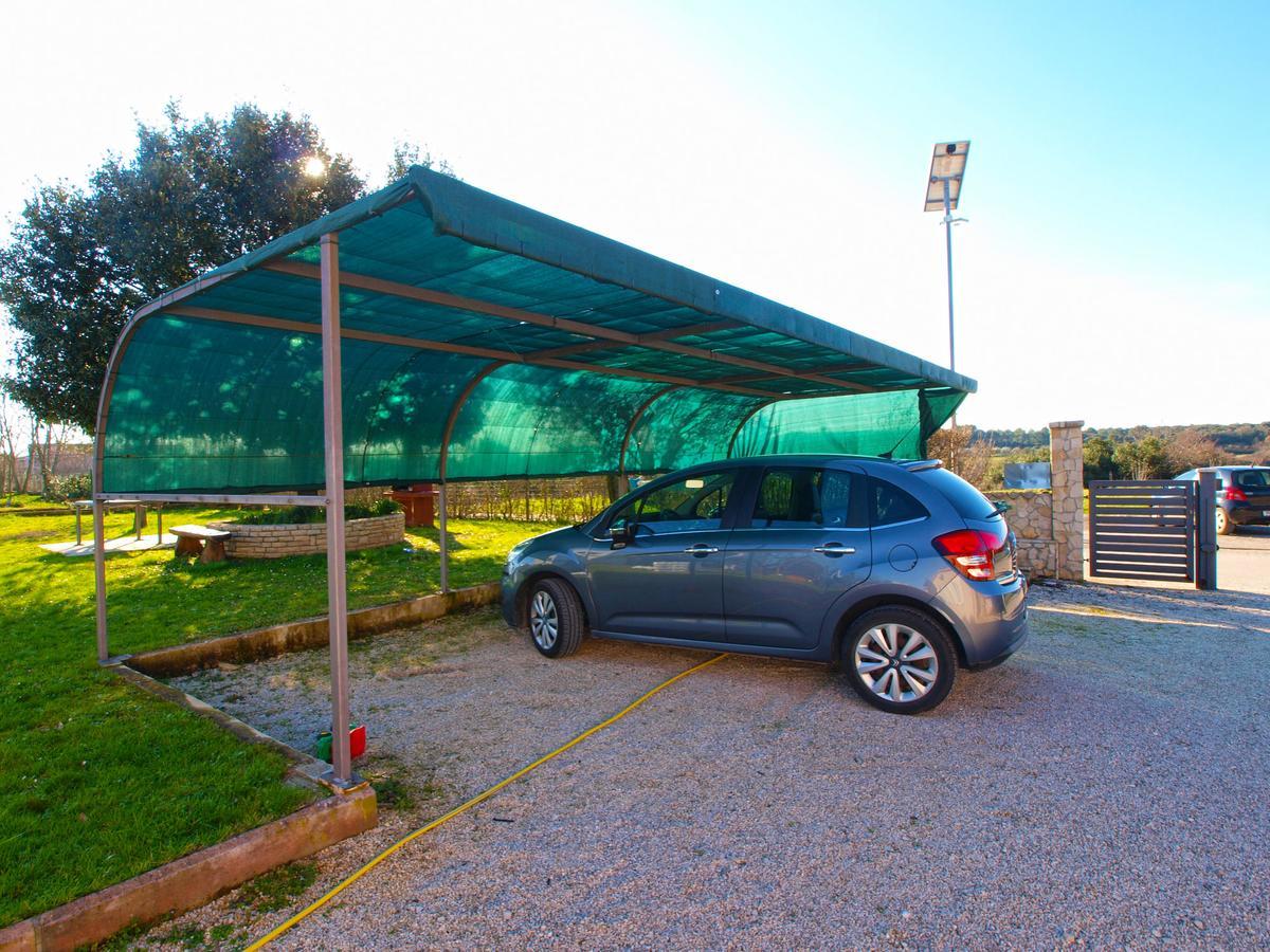 Apartments Iva 1534 Πούλα Εξωτερικό φωτογραφία